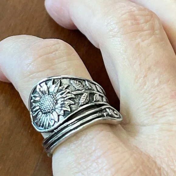 Boho Floral Daisy or Sunflower Spoon Ring #764 - Picture 4 of 10